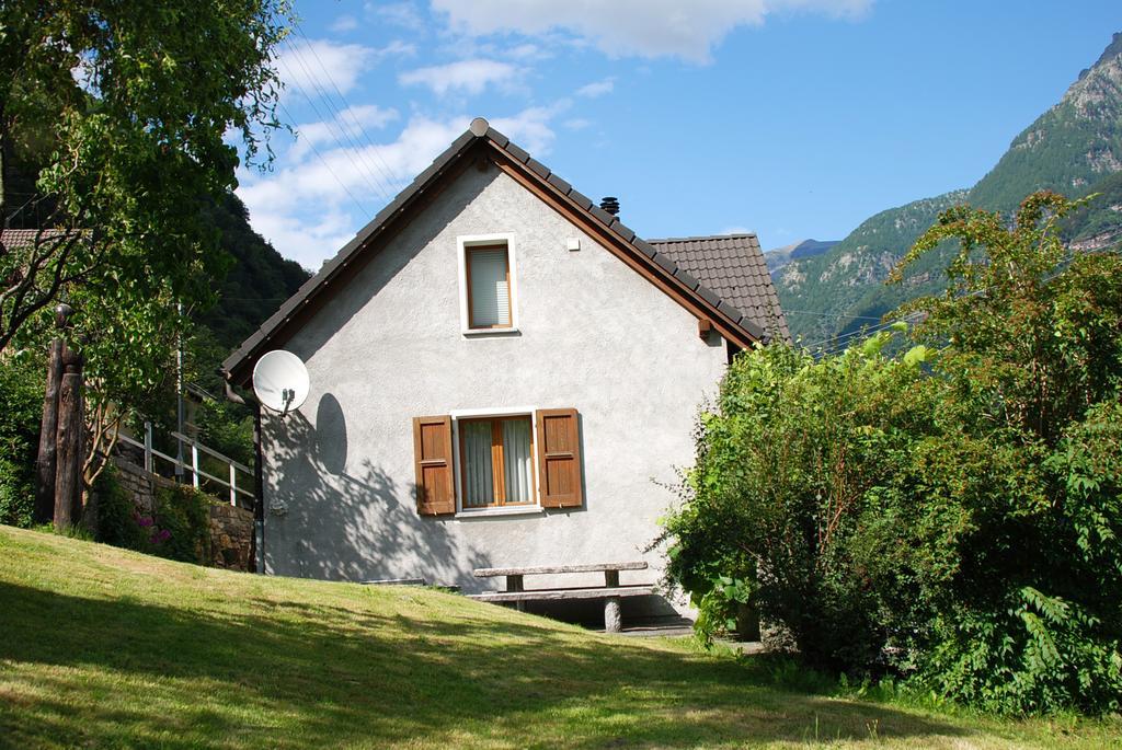 Villa Casa Fontanella à Brione  Chambre photo